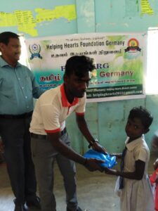 HelpingHeartsTamil படம் 1782