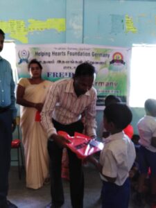 HelpingHeartsTamil படம் 1777