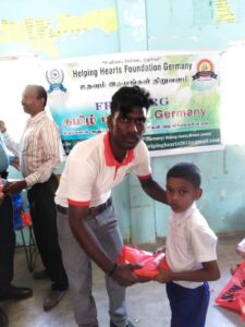 HelpingHeartsTamil படம் 1772