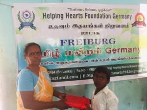HelpingHeartsTamil படம் 1700