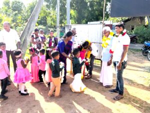 HelpingHeartsTamil படம் 410